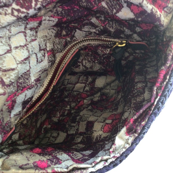 ELLIOT LUCCA NAVY BLUE CROCHET SHOULDER BAG - Picture 12 of 16